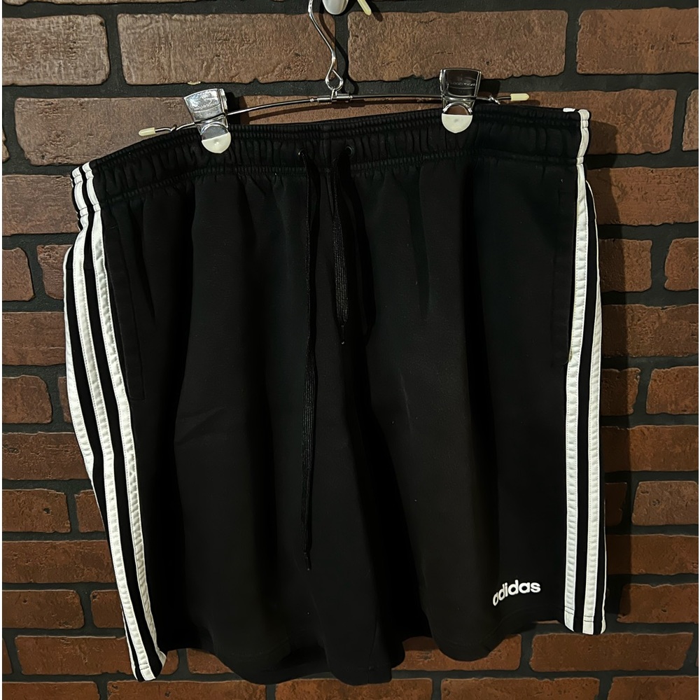 Adidas XXL Shorts.